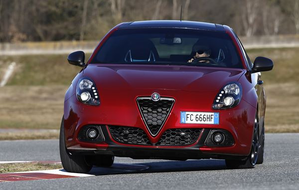 Alfa Romeo Giulietta Sportiva : une série limitée à 27 800 euros