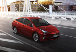 Le « Grand Prix Auto Environnement 2016 » de la MAAF à la Toyota Prius