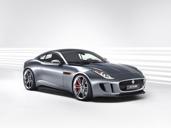 Jaguar dévoile un concept de voiture de sport « Un plus Un » hybride