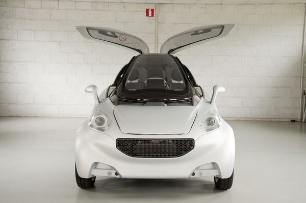 PSA Peugeot Citroën présente le concept de Véhicule électrique Léger de Ville