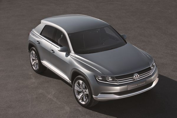 Le concept Volkswagen Cross-coupé hybride rechargeable se dévoile au salon de Tokyo