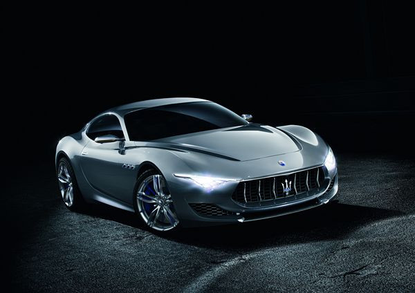 Le concept de coupé Alfieri représente l'essence de la marque Maserati
