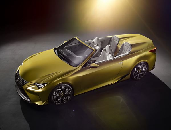 Le concept de GT ouverte et luxueuse LF-C2 explore le futur style Lexus