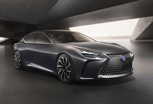Le concept Lexus LF-FC préfigure la prochaine berline porte-drapeau Lexus