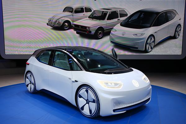 Le concept-car Volkswagen I.D. annonce une autonomie allant de 400 à 600 km