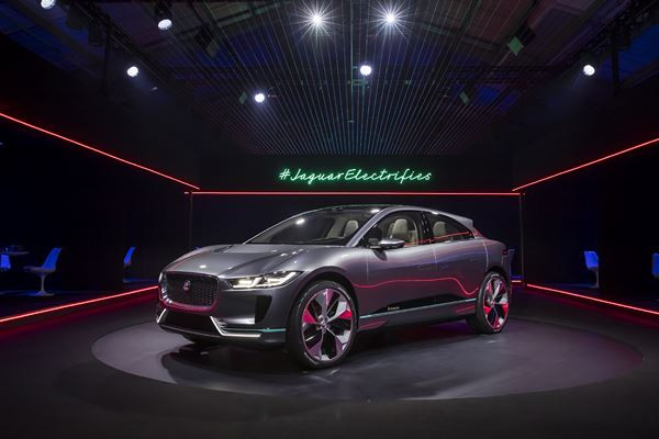 Le concept de SUV électrique Jaguar I-Pace préfigure la version de série