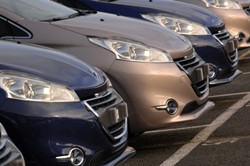 L'alliance stratégique mondiale PSA Peugeot Citroën et General Motors réduit la voilure