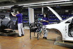 La production reprend progressivement dans les usines Volkswagen