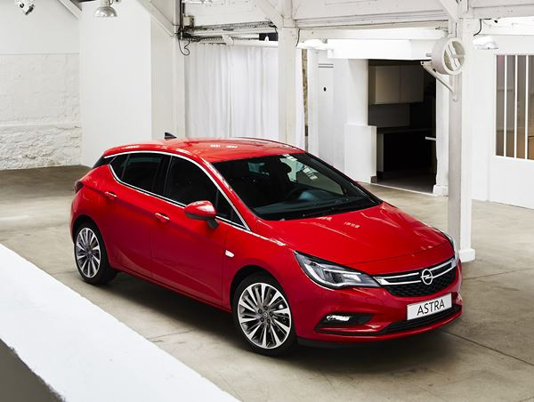 La nouvelle Opel Astra adopte des lignes athlétiques sophistiquées