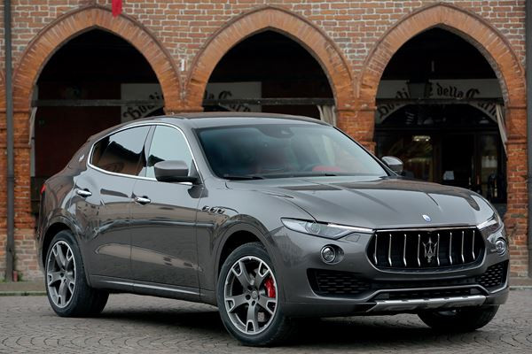 Le SUV de luxe Maserati Levante embarque une imposante calandre