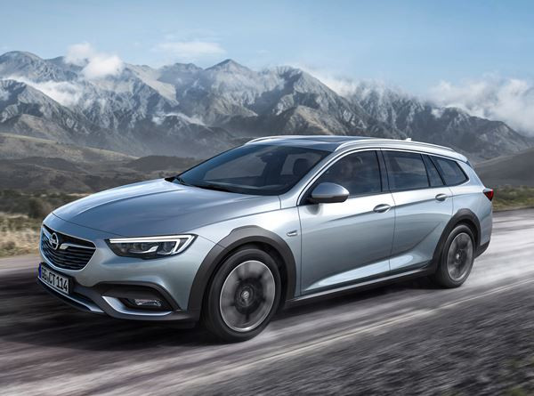L'Opel Insignia Country Tourer se décline en break tout-chemin