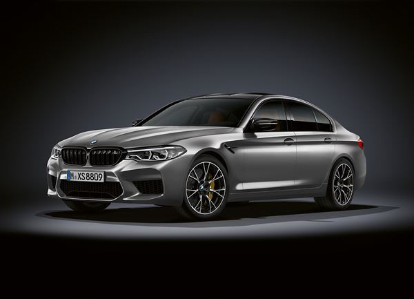 La berline hautes performances BMW M5 Compétition débite 625 ch