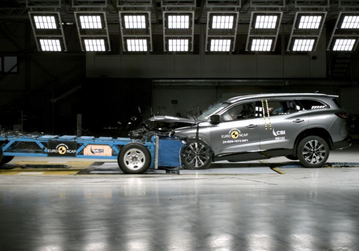 Le SUV sept places Renault Espace crédité de cinq étoiles aux crash-tests Euro NCAP
