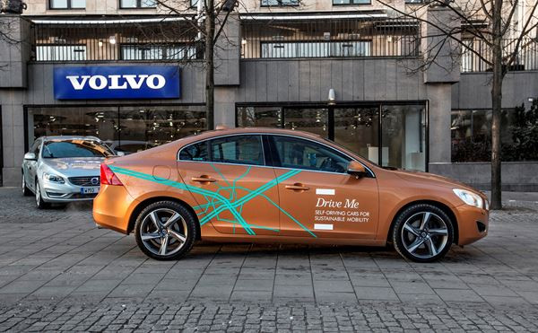 Volvo lancera des voitures qui se conduisent toutes seules sur routes ouvertes en 2017