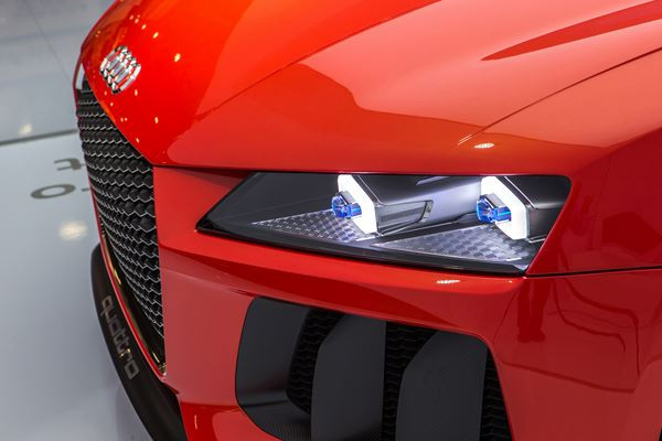 Audi teste l'éclairage laser combiné à des LED à faisceau matriciel