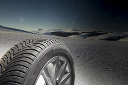 Michelin CrossClimate: le pneu été qui accroche sur la neige