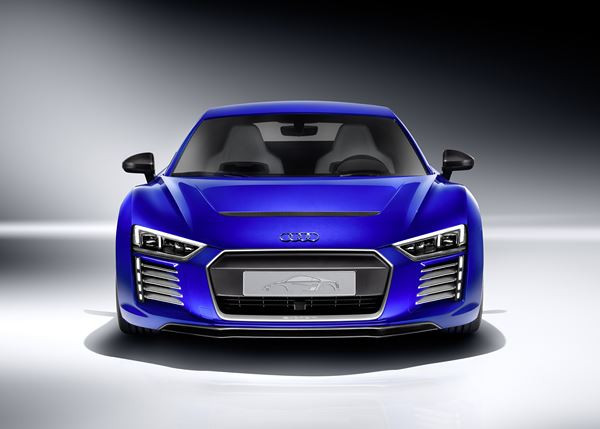 Le concept Audi R8 e-tron piloted driving associe une large variété de technologies