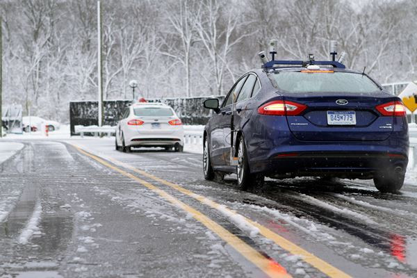 Ford effectue des tests de véhicules autonomes sur route enneigée