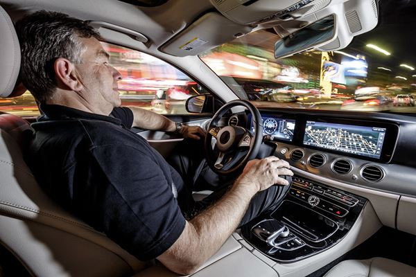 La Mercedes Classe E franchit une étape sur la voie de la conduite autonome