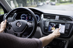 Le Volkswagen Car-Net App-Connect se connecte à la porte du domicile