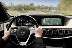 L'assistant de régulation de distance Distronic actif Mercedes adapte la vitesse