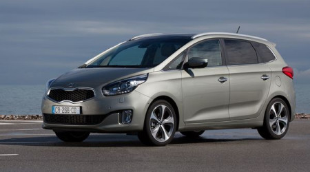 KIA Carens 7 places 1.7 CRDi 136 ISG FIFA World Cup Edition
